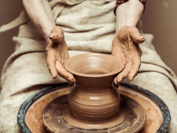 Cours de poterie, céramique et sculpture à Nice - Atelier Terracotta